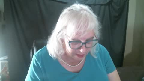 Sissy Diane online show from September 18, 11:31 pm