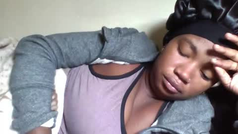 sisyh697532 online show from May 26, 9:04 am