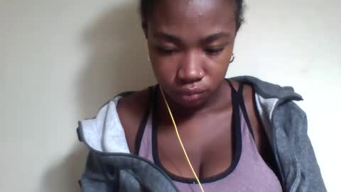 sisyh697532 online show from May 24, 8:43 am