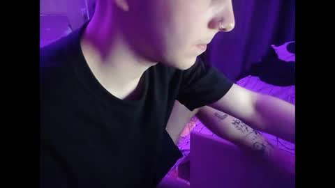 SizzleOzzy online show from April 25, 1:41 pm