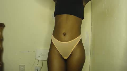 sizzly_ass online show from March 31, 8:42 pm