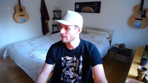 skatejocke online show from November 17, 11:13 am