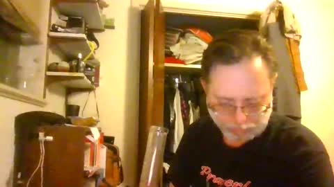 skewedviewblue online show from January 12, 5:36 am