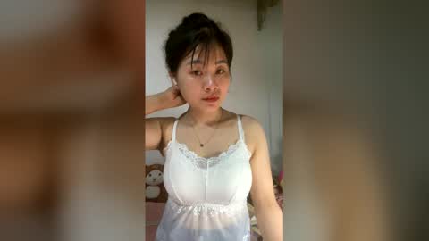 Shie online show from April 15, 3:26 pm