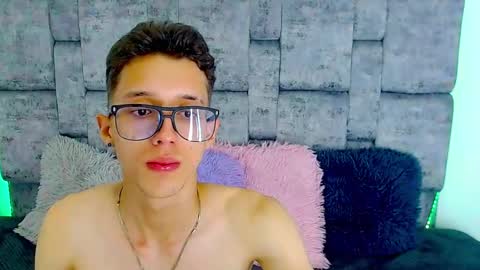 skinny_bigcock20 online show from February 25, 10:42 pm