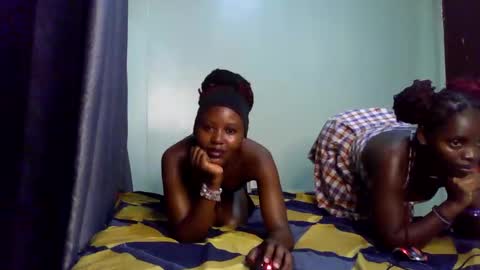 skinny_jass online show from April 12, 8:51 am