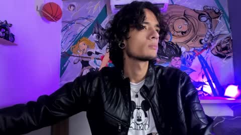 Mac online show from April 1, 1:52 pm