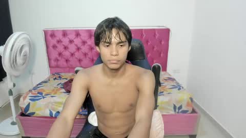sam online show from June 8, 4:57 am