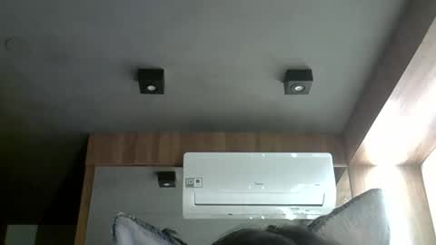 skinnykittencam online show from October 22, 3:21 am