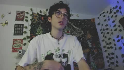 skiny_dann online show from April 21, 2:51 am