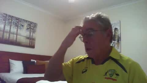 Skipper1970 online show from March 2, 5:30 am