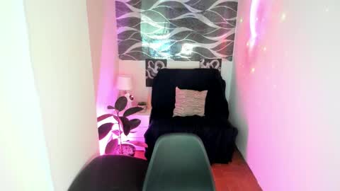 Daniel online show from January 7, 3:22 am