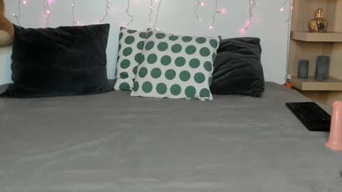 sky_sasha online show from March 3, 4:26 pm