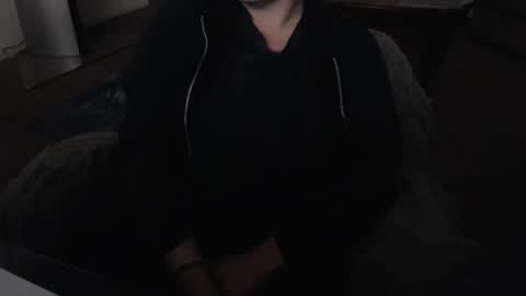 Snapshot of skyblu1 chatting on February 15, 6:02 am SKYLE online show from February 15, 6:02 am