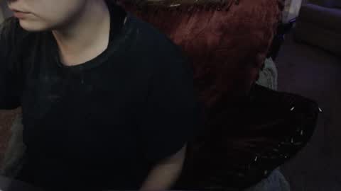 Snapshot of skyblu1 chatting on March 1, 6:35 am SKYLE online show from March 1, 6:35 am