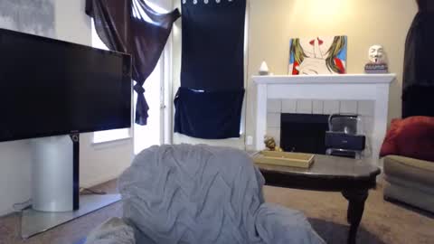 Snapshot of skyblu1 chatting on March 10, 7:29 pm SKYLE online show from March 10, 7:29 pm