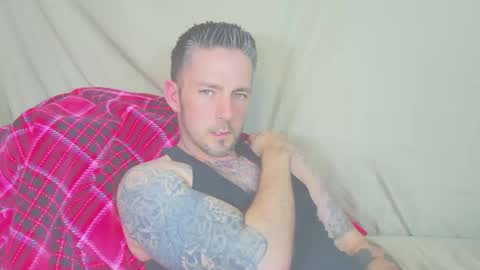 SkylarGrey online show from April 19, 3:18 am