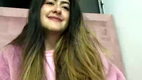 Skyler online show from October 18, 2:38 am