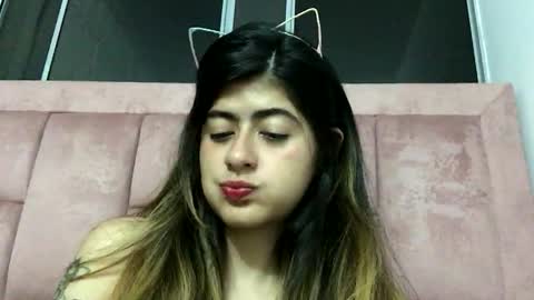 Skyler online show from November 1, 6:23 am