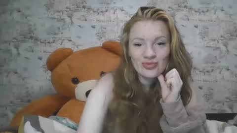 Snapshot of skyler_wans chatting on October 7, 4:36 pm Skyler online show from October 7, 4:36 pm