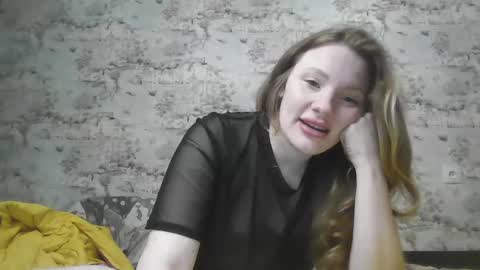 Snapshot of skyler_wans chatting on February 17, 3:55 pm Skyler online show from February 17, 3:55 pm