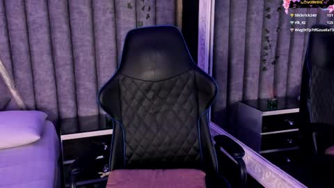 skylerbloom online show from April 1, 1:41 pm