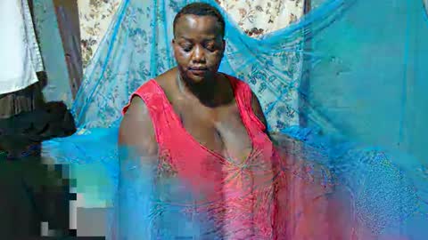 sheliah online show from November 25, 4:55 am