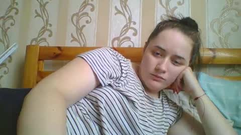 skyressie333 online show from January 11, 10:54 am