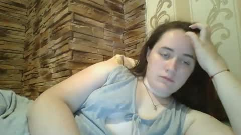 skyressie333 online show from October 19, 6:56 pm