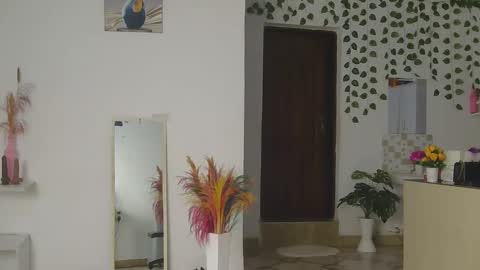 Bella online show from May 26, 3:01 am