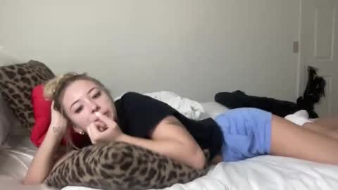 Skylar online show from October 21, 2:16 am