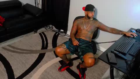 nasty twitter KASHCARTERATL online show from November 10, 7:05 pm