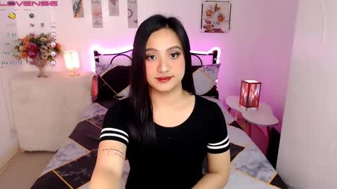 Queen Cyrine online show from February 19, 1:08 am