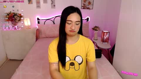 Queen Cyrine online show from March 7, 1:31 am