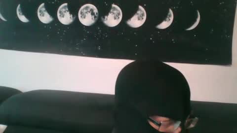 slaveforgodess online show from December 16, 8:52 am