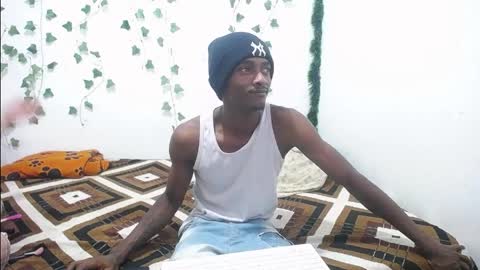 sleyandluna1 online show from April 12, 5:00 am