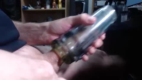 sliderguy699 online show from December 17, 1:23 am