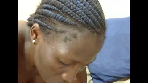 slim_kiteey online show from November 20, 6:38 pm