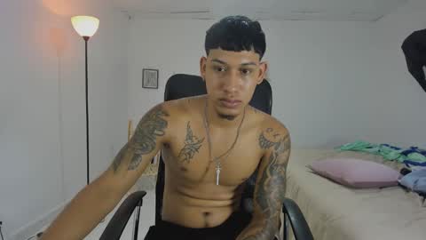 slim_master12 online show from March 7, 11:27 pm