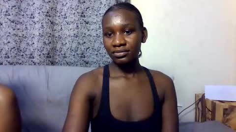 slimandthick1 online show from February 11, 6:45 pm