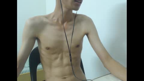 slimboner89 online show from March 11, 3:02 pm