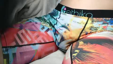 slimhungyvng online show from June 29, 5:12 pm