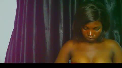 Snapshot of slimthick_tinah chatting on September 25, 5:09 pm TINA online show from September 25, 5:09 pm