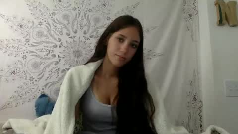 sloaneharperxo online show from June 24, 5:31 pm