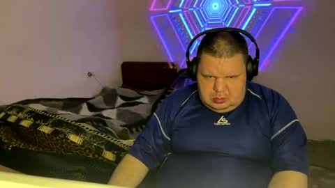 BIGBOSS online show from April 27, 9:45 pm