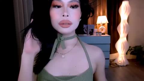 slutty_aurora online show from September 19, 7:50 pm