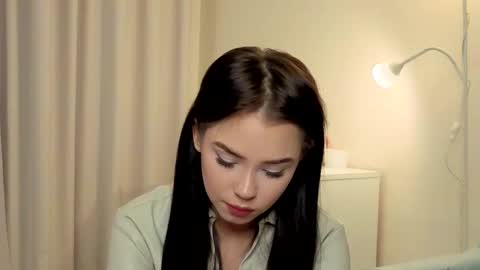 Lily online show from October 12, 3:48 pm