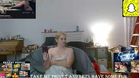 Snapshot of slytherinmylf23 chatting on November 2, 3:28 am Rachel Lawrence online show from November 2, 3:28 am