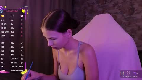 Emma online show from November 28, 6:37 pm