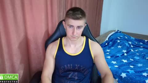 smanking22 online show from June 4, 7:36 am